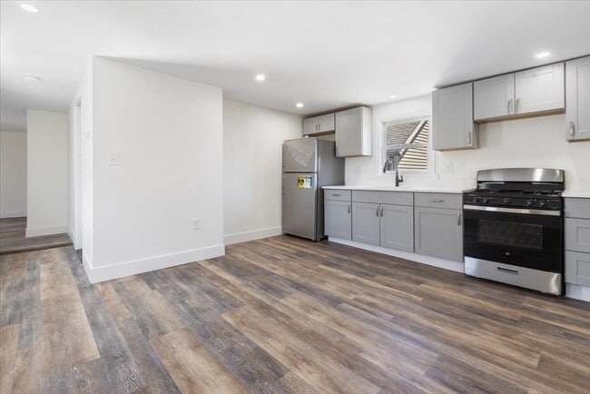 property at 124 Williams Ave