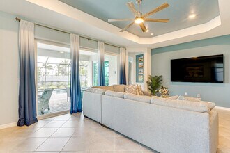 17180 Jadestone Ct in Venice, FL - Foto de edificio - Building Photo