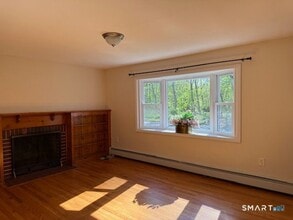 62 Brookdale Ave in Newington, CT - Building Photo - Building Photo