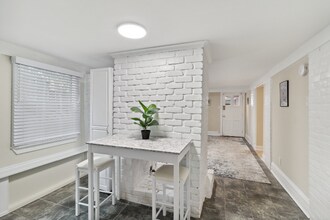 1432 Melpomene St in New Orleans, LA - Building Photo - Building Photo