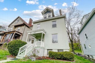 870 Rockdale Ave in Cincinnati, OH - Building Photo - Building Photo