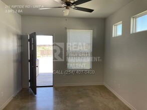 211 Riptide Rd in Temple, TX - Building Photo - Building Photo