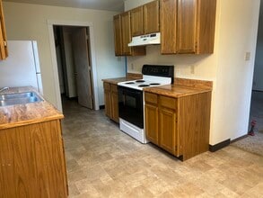 4022 Garden Ct, Unit 4024 in Cheyenne, WY - Foto de edificio - Building Photo