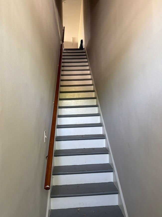 property at 1203 W Main St