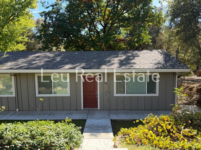 1028 Bridgeview Dr in Placerville, CA - Building Photo - Building Photo
