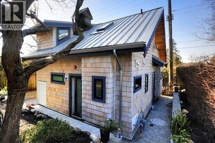 3608 W 30th Ave in Vancouver, BC - Building Photo