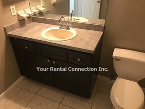 724 Zella Ln in Lakeland, FL - Building Photo - Building Photo