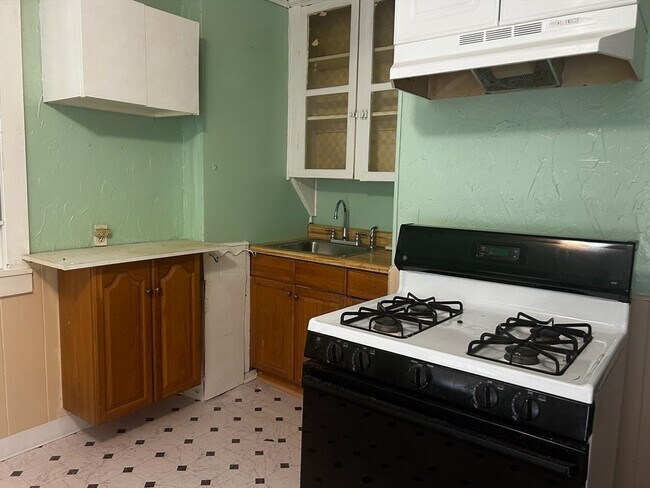 10 Cheever Ct in Boston, MA - Building Photo - Building Photo