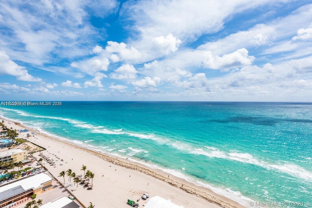 18201 Collins Ave, Unit 1506 in Sunny Isles Beach, FL - Building Photo