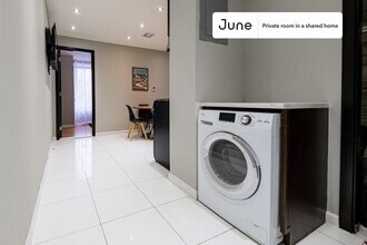 354 Cathedral in New York, NY - Building Photo - Building Photo