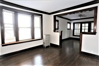 3823 N Drake Ave, Unit 3 in Chicago, IL - Building Photo - Building Photo
