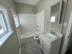 1718 Edwards St in St. Louis, MO - Building Photo - Building Photo