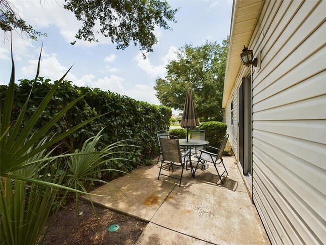 1702 Quintero Ct, Unit 1 in the Villages, FL - Building Photo - Building Photo