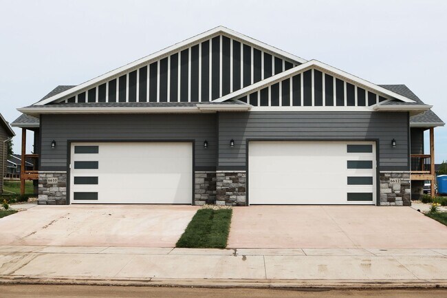 property at 6612 E 45th St
