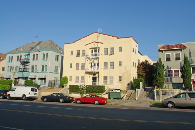 Carol Arms Apartments in Los Angeles, CA - Foto de edificio - Building Photo