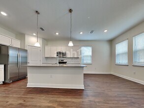 6391 Emerald Hls Wy in Wesley Chapel, FL - Building Photo - Building Photo