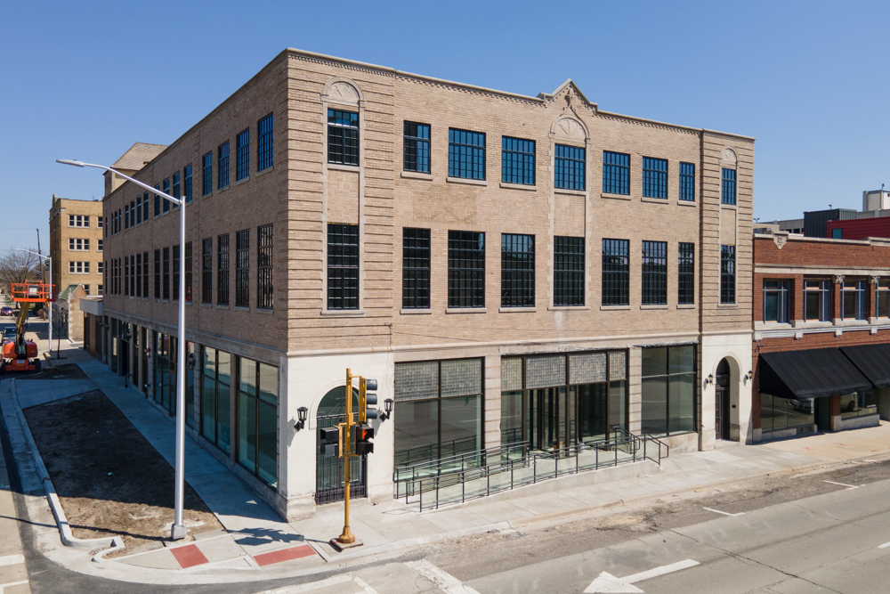 CA Flats in Rockford, IL - Building Photo