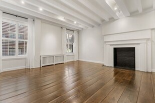 49 Beacon St, Unit 1R in Boston, MA - Building Photo