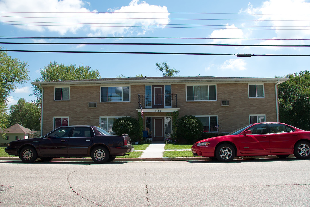 204 S Main St in Pardeeville, WI - Building Photo