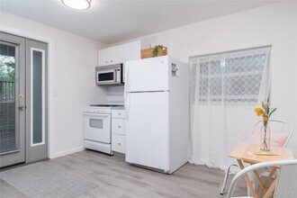1095 US-9W in Nyack, NY - Building Photo - Building Photo