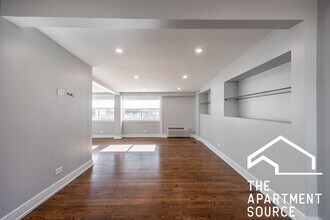 7225 E Prairie Rd in Lincolnwood, IL - Building Photo - Building Photo