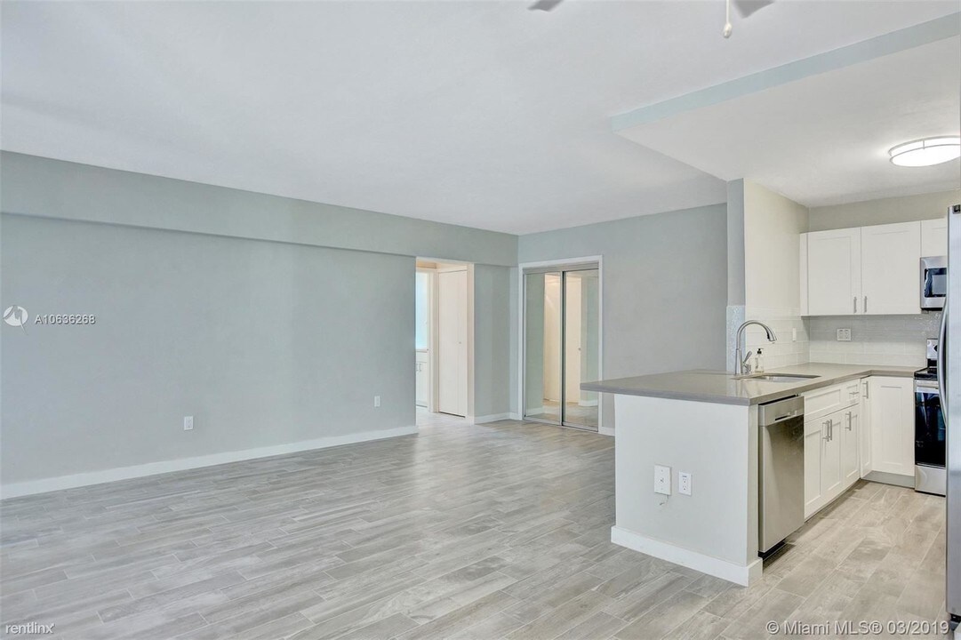 1400 Pennsylvania Ave-Unit -# 188 in Miami Beach, FL - Building Photo