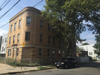 187 Berkeley Ave in Newark, NJ - Foto de edificio - Building Photo