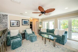 5645 America Dr in Sarasota, FL - Building Photo - Building Photo