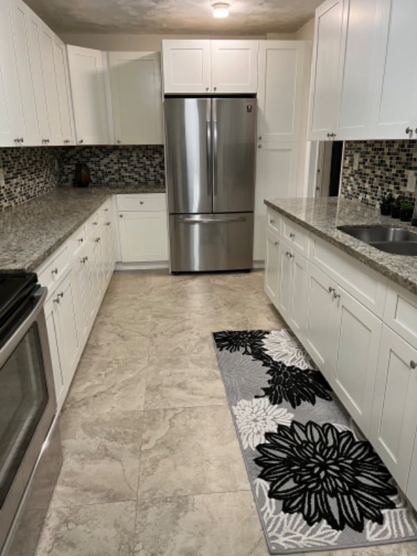 199 Street, NW 42nd Ave in Miami Gardens, FL - Foto de edificio - Building Photo