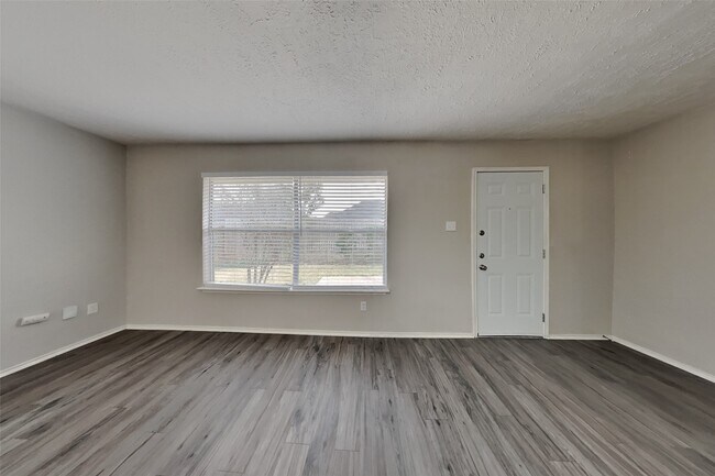 2908 Piccadilly Circus in Pearland, TX - Foto de edificio - Building Photo