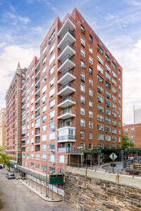 Riverview House in New York, NY - Foto de edificio - Building Photo