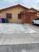 3160 SW 26th St in Miami, FL - Building Photo - Building Photo