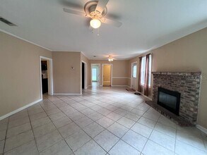 1033 NW 22nd Ave in Gainesville, FL - Building Photo - Building Photo