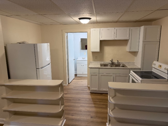 15 S Stewart St in Blairsville, PA - Foto de edificio - Building Photo