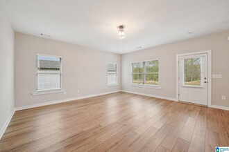 615 Troubadour Ln in Jasper, AL - Building Photo - Building Photo