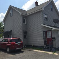 125 E Walnut Ave in Altoona, PA - Building Photo