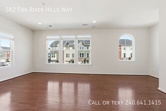 582 Fox River Hills Way in Glen Burnie, MD - Building Photo - Building Photo