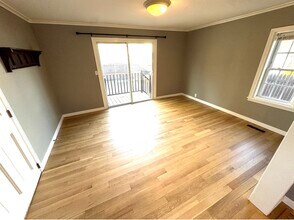 12 Myrtle St in Exeter, NH - Foto de edificio - Building Photo