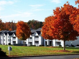 Brentwood Chase Apartments