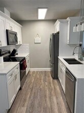 7014 Glenview Dr in Tampa, FL - Building Photo - Building Photo