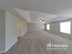 2556 Tolliver Dr in Ellenwood, GA - Building Photo - Building Photo