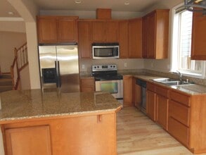 434 N Gifford Ave in Arlington, WA - Building Photo - Building Photo