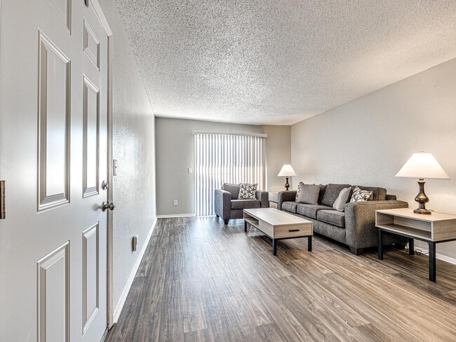 Diamond Trail Apartments