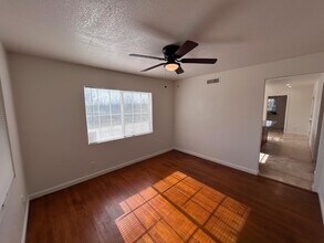 10433 S Bethel Ave in Selma, CA - Building Photo - Building Photo