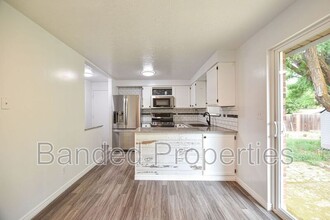 269 E 200 N in Kaysville, UT - Building Photo - Building Photo