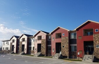 Vineyard Apartments of Cambridge in Cambridge, WI - Building Photo - Building Photo