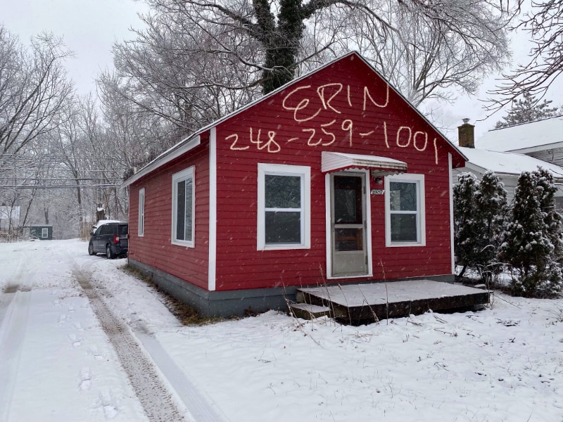 20217 Angling St in Livonia, MI - Building Photo