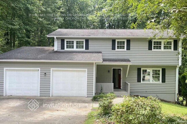 property at 2182 Ridgewood Ct