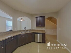 330 Lauren Dr in Fairburn, GA - Building Photo - Building Photo
