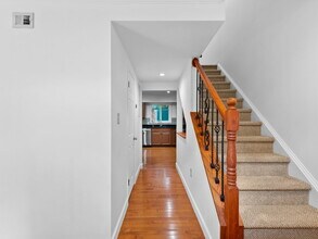 2459 Pyrenees Ct in Reston, VA - Building Photo - Building Photo